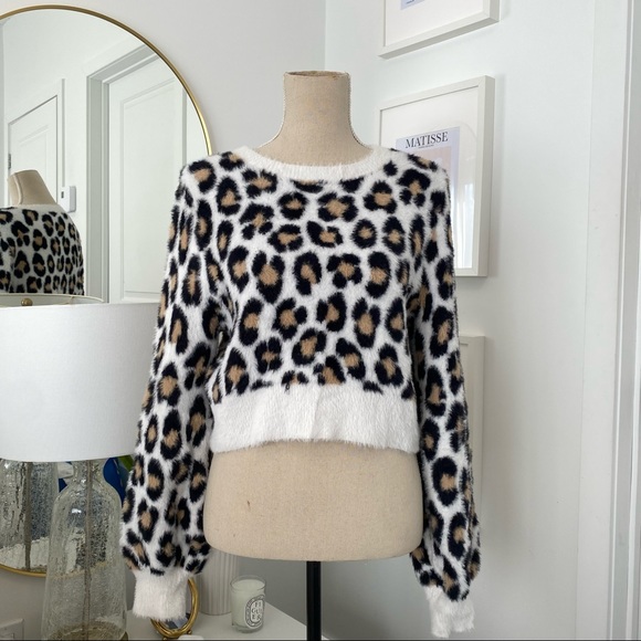 SUNDAY BEST Kitten Sweater - Picture 2 of 8